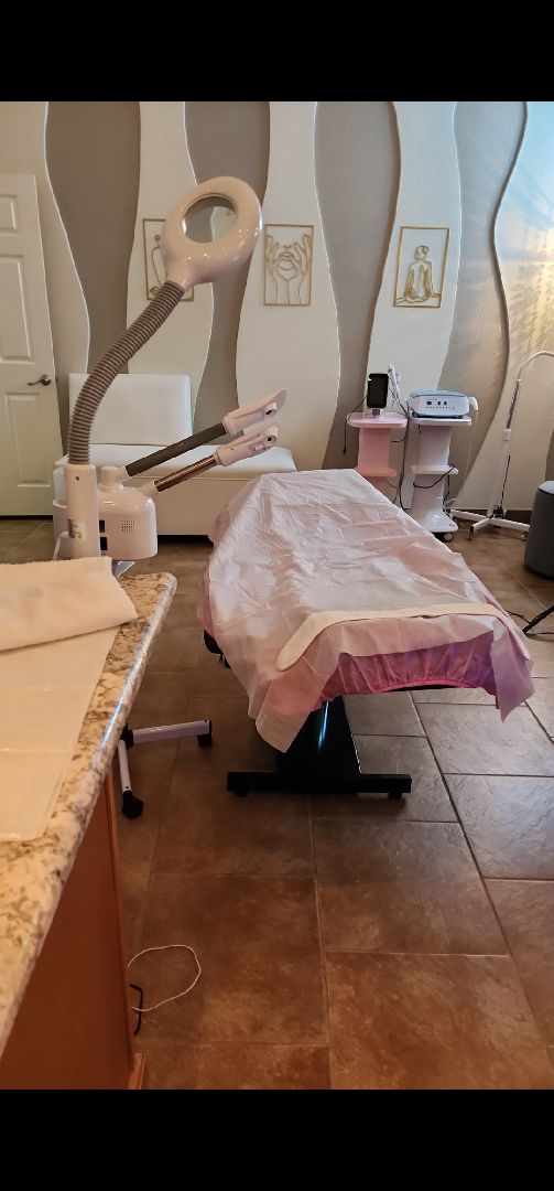 MySKYNspa by Edith, spa in Del Rio, TX, photo 2 of 10